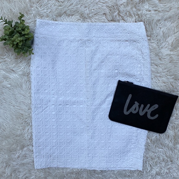 Loft Embroidered Eyelet Pencil Skirt 💗 White - Picture 2 of 14